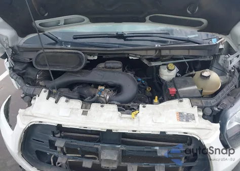 2018 Ford Transit-250 T-250 z USA, uszkodzony, nr VIN 1FTYR2ZM8JKB49773